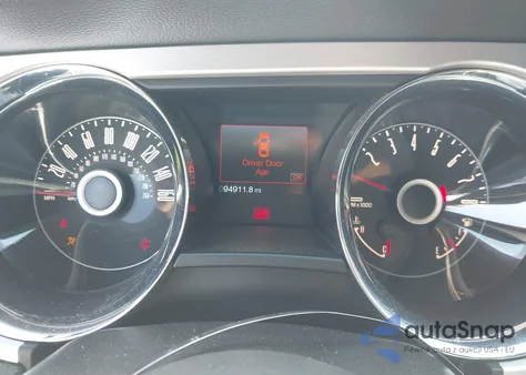 2014 Ford Mustang V6 Premium z USA, uszkodzony, nr VIN 1ZVBP8AM3E5225590